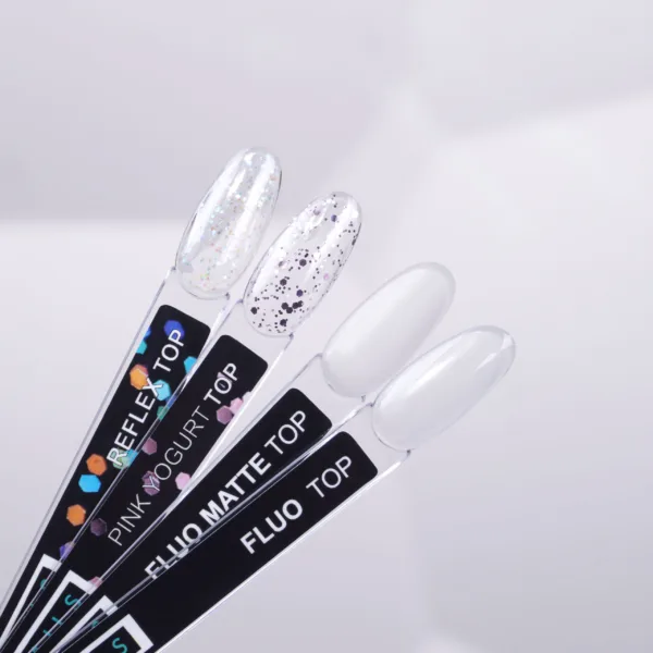 Kira Nails - No Wipe Top Reflex with holographic crumb, 6 ml - טופ רפלקס הולוגרפי ללא נטרול 6 מל - Image 3