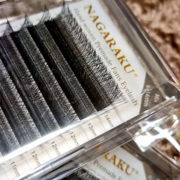 Nagaraku - Nagaraku eyelashes (3D) W - bend C 0.07 mix (8-15mm) bundles mix - ריסים (3D) W - כיפוף C 0.07 תערובת (8-15 מ"מ) מיקס חבילות - Image 4