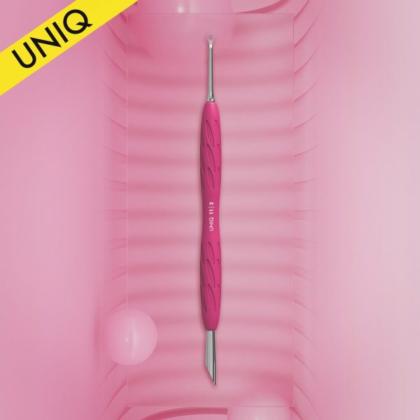 STALEKS - Manicure pusher with silicone handle “Gummy” UNIQ 11 TYPE 2 (slanted pusher + ring) - PQ-11/2 - דוחף עור משופע + טבעת ידית סיליקון