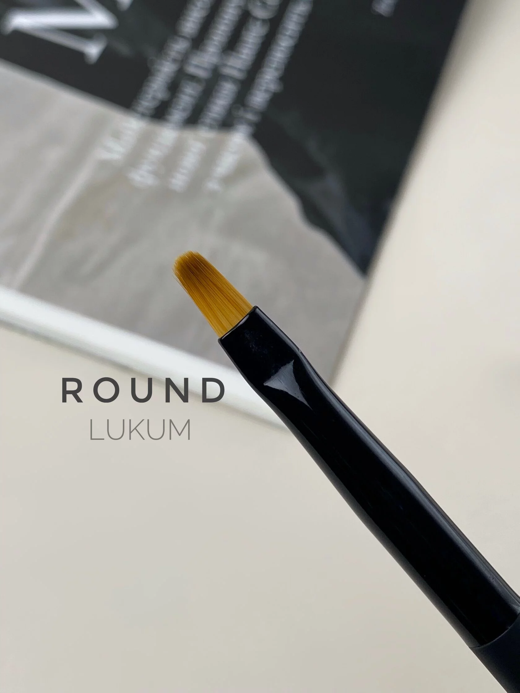 Пензлик для гелю LUKUM - ROUND brush
