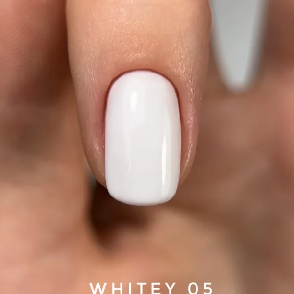База камуфлююча LUKUM - NEW Nude base No, 05 10 ml Whitey - Image 2