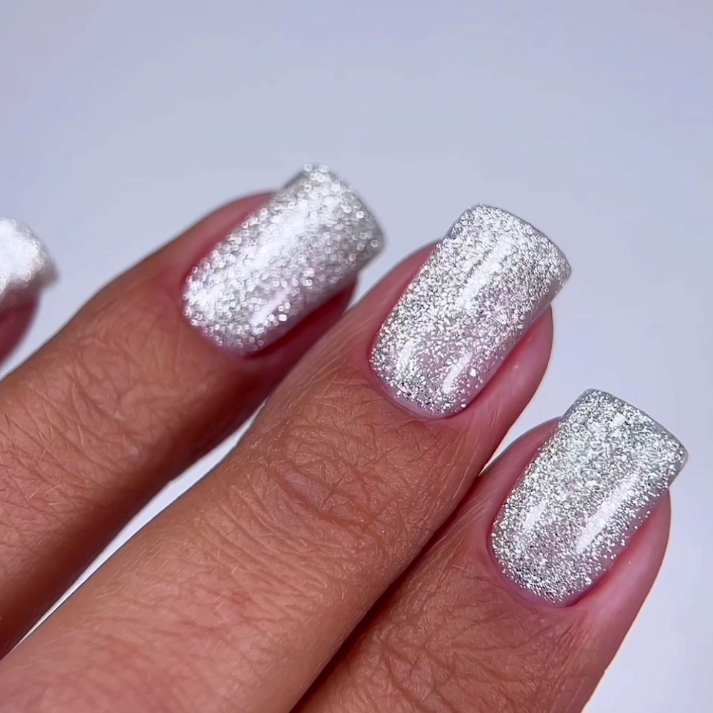 Oxxi - Гель-лак Brillant Cat № 02 срібло з блискітками, 10 мл - Зображення 3